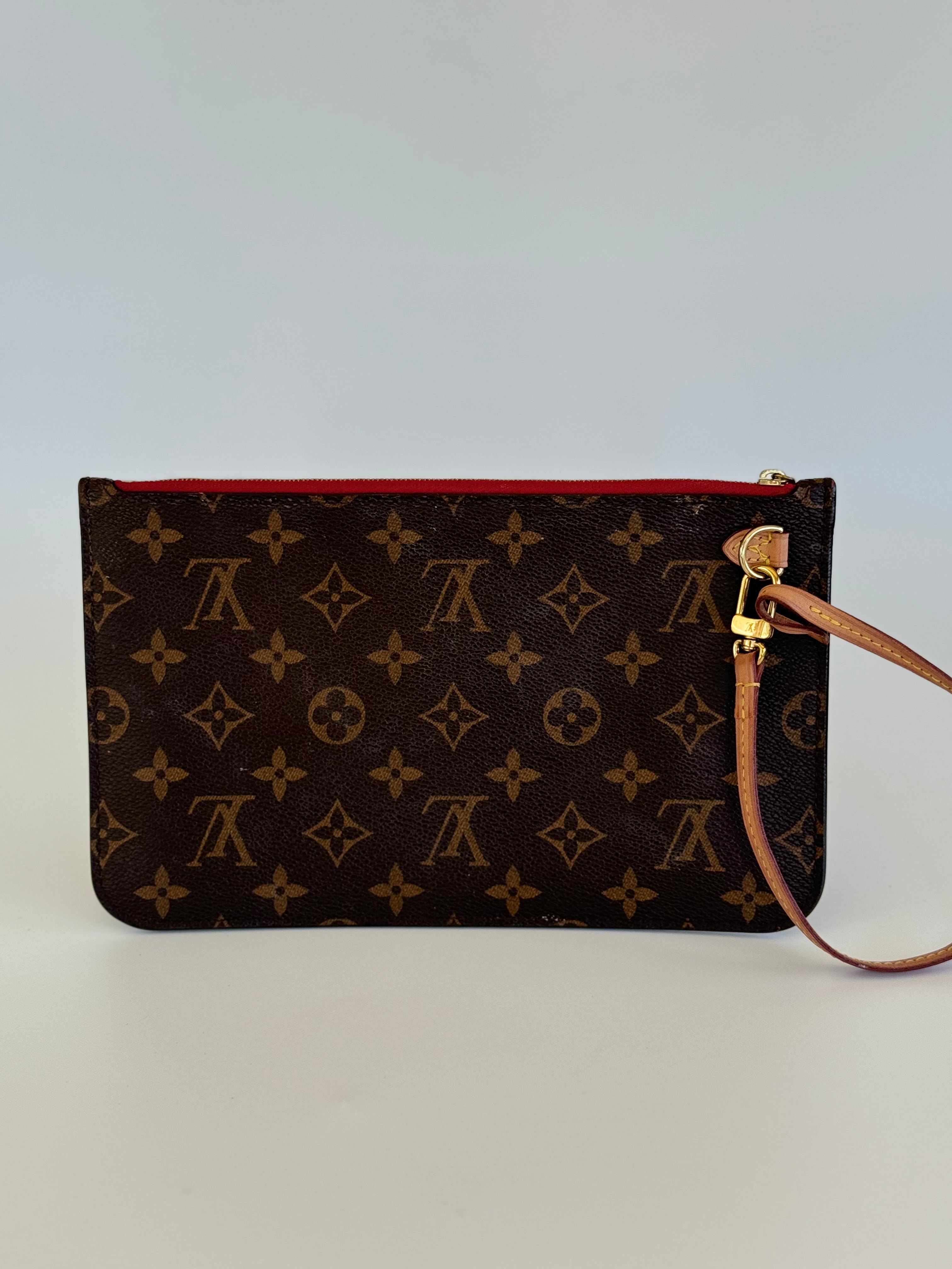 Louis Vuitton Neverfull Wristlet